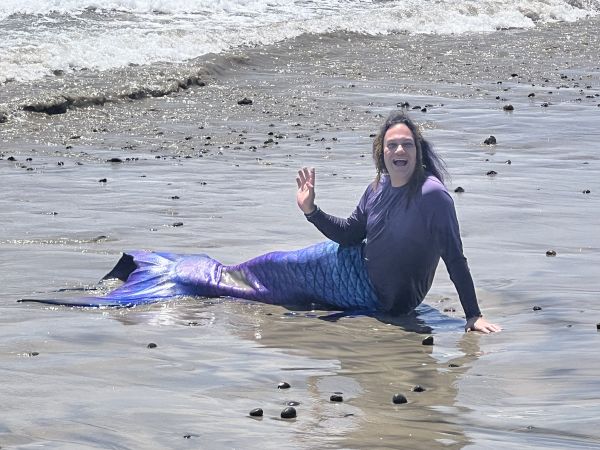 Mermaid Presence Summer 2022 #1690<br>4,032 x 3,024<br>Published 1 year ago